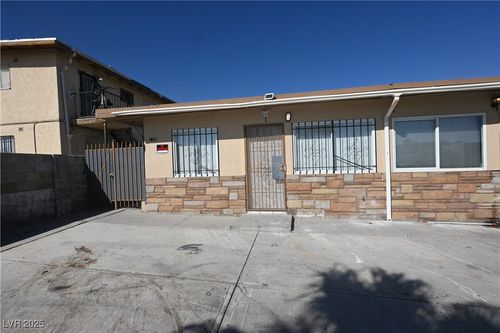 1-715 N 11th St, Las Vegas, NV, 89101-7305 | Card Image