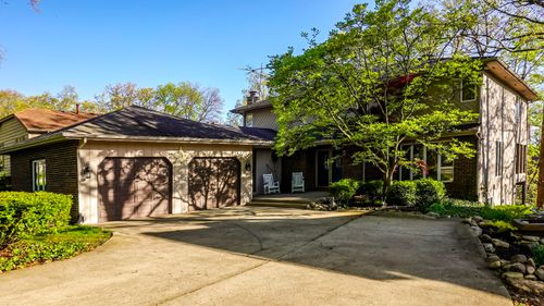 467 Amhurst Rd, Valparaiso, IN, 46385-8030 | Card Image