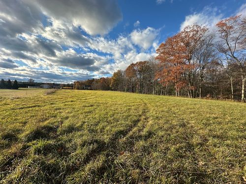 2 Gunn Rd, Montague, MA, 01351-9542 | Card Image