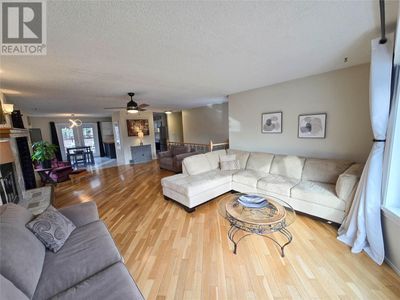 1382 Cypress Dr, House other with 5 bedrooms, 3 bathrooms and 2 parking in Sparwood BC | Image 3