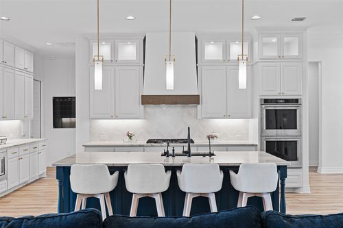 109 Star Thistle Trl, Georgetown, TX, 78628-7098 | Card Image