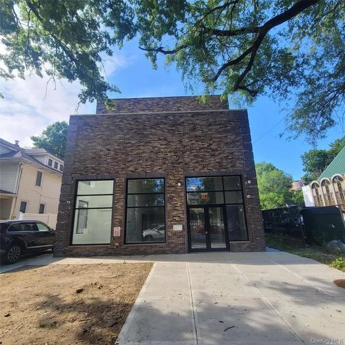 142-18 32 Avenue, New York, NY, 11354 | Card Image