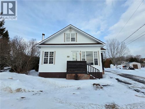 147 Principale St, Sainte Anne de Madawaska, NB, E7E1B1 | Card Image