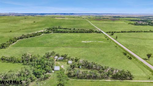 17496 Highway 385, Chadron, NE, 69337-6975 | Card Image