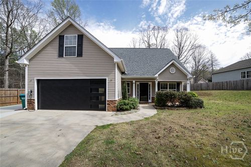 560 Windsong Lake Dr, Commerce, GA, 30529-9016 | Card Image