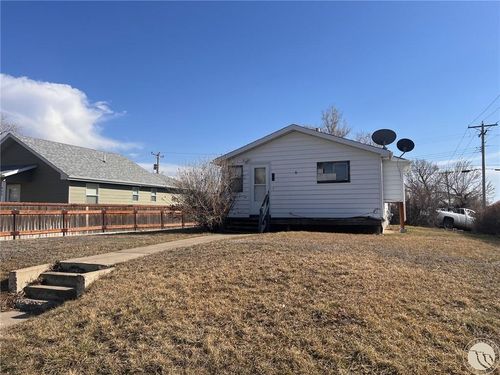 429 Eureka St, Wolf Point, MT, 59201-1332 | Card Image