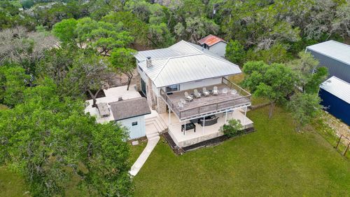 550 County Road 262, Mico, TX, 78056-5207 | Card Image