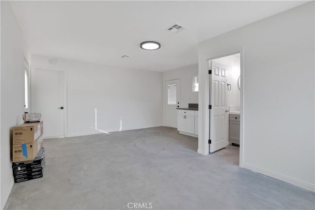 studio | Image 17