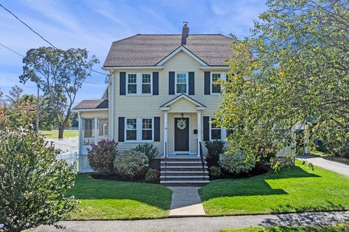 14 Woods Rd, Medford, MA, 02155-1452 | Card Image
