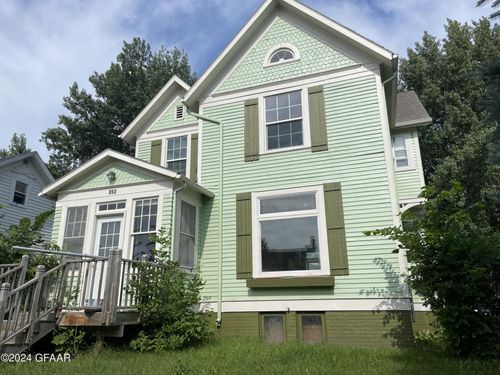 428 S Ash St, Crookston, MN, 56716-1914 | Card Image