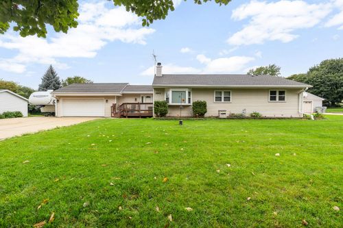 5845 N 119th St, Milwaukee, WI, 53225-2211 | Card Image