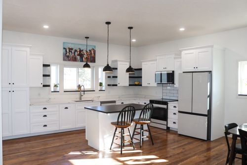 115 4th Ave Sw, Choteau, MT, 59422-9025 | Card Image