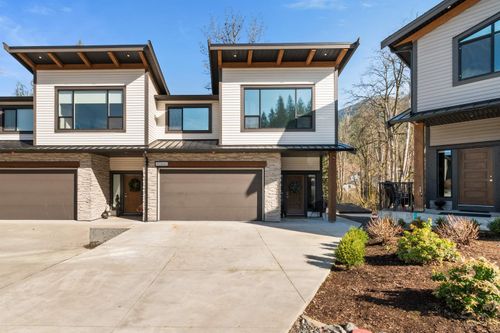 b-50249 Luna Pl, Chilliwack, BC, V4Z0E1 | Card Image