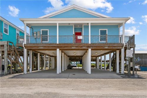 327 Martin Ln, Port Sulphur, LA, 70083-2021 | Card Image