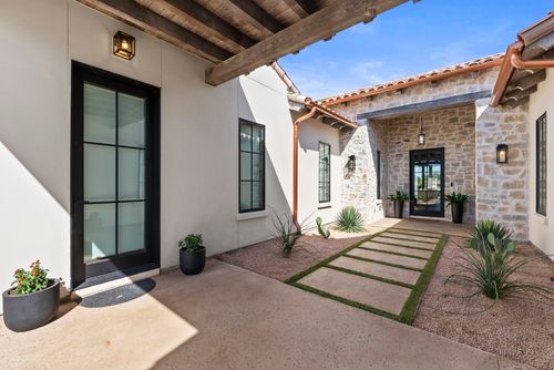 100 Encantada, Horseshoe Bay, TX, 78657-6342 | Card Image