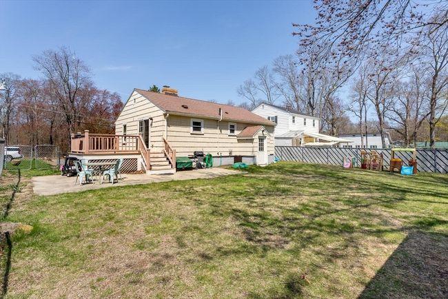 31 7 Th St, House other with 3 bedrooms, 2 bathrooms and 2 parking in Stoughton MA | Image 14