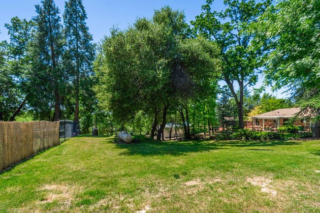 581 Crestview Dr, House other with 4 bedrooms, 1 bathrooms and null parking in Diamond Springs CA | Image 39