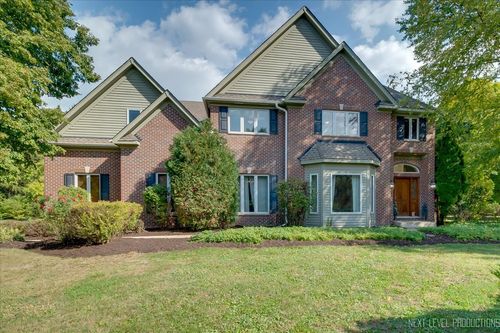 5N661 Leola Ln, St. Charles, IL, 60175-6214 | Card Image