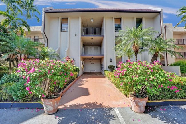 APT-101 - 7850 W Mcnab Rd, Condo with 2 bedrooms, 2 bathrooms and null parking in Tamarac FL | Image 20