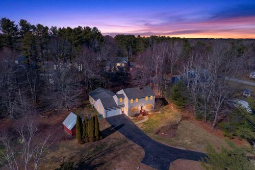 131 Western Ave, Kennebunk, ME, 04043-7305 | Card Image