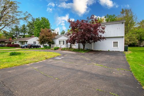 5281 Wilby St, Shelby Township, MI, 48317-3030 | Card Image