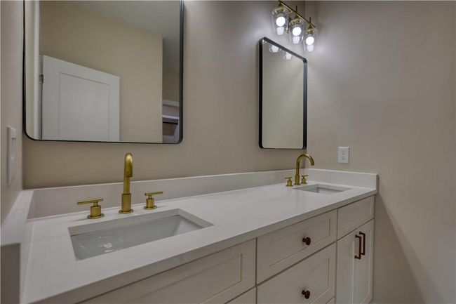 25 Oakbrook Ln, House other with 5 bedrooms, 3 bathrooms and null parking in Covington GA | Image 20