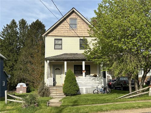516 Hacker St, Kane, PA, 16735-1112 | Card Image