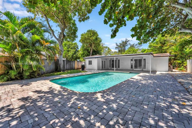 2117 Coral Gardens Dr, House other with 3 bedrooms, 3 bathrooms and null parking in Wilton Manors FL | Image 23