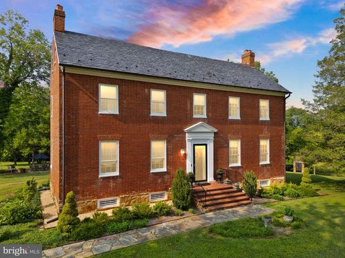 5049 Fairview Ln, Broad Run, VA, 20137-2112 | Card Image