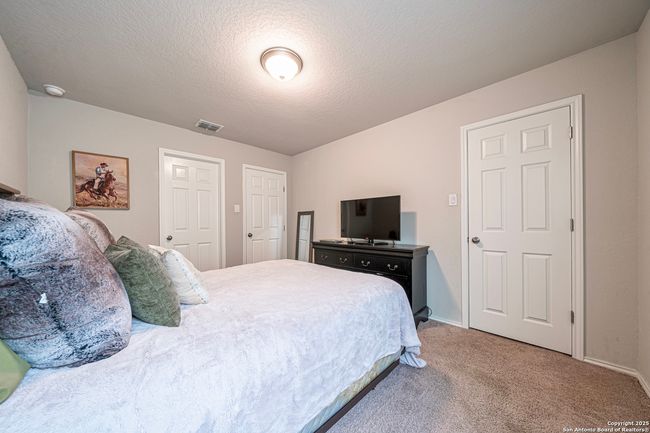 14616 Stable Spgs, House other with 4 bedrooms, 2 bathrooms and null parking in Elmendorf TX | Image 21
