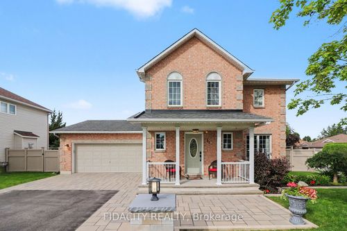 21 W Ridge Dr, Stittsville, ON, K2S1S4 | Card Image