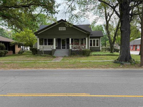 1011 S Main St, Stuttgart, AR, 72160-5303 | Card Image