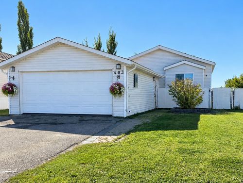 403 Silver Pointe Dr, County Of Grande Prairie No. 1, AB, T8W5K5 | Card Image