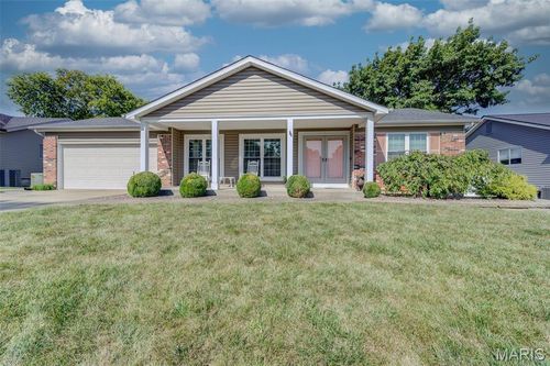 1210 Summerwood Dr, Saint Peters, MO, 63376-4698 | Card Image