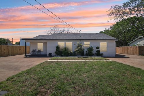 125 Souder Dr, Hurst, TX, 76053-6732 | Card Image