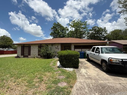2802 Lakebriar St, San Antonio, TX, 78222-2416 | Card Image