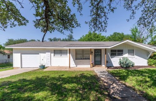 3904 3rd St, Brownwood, TX, 76801-6720 | Card Image
