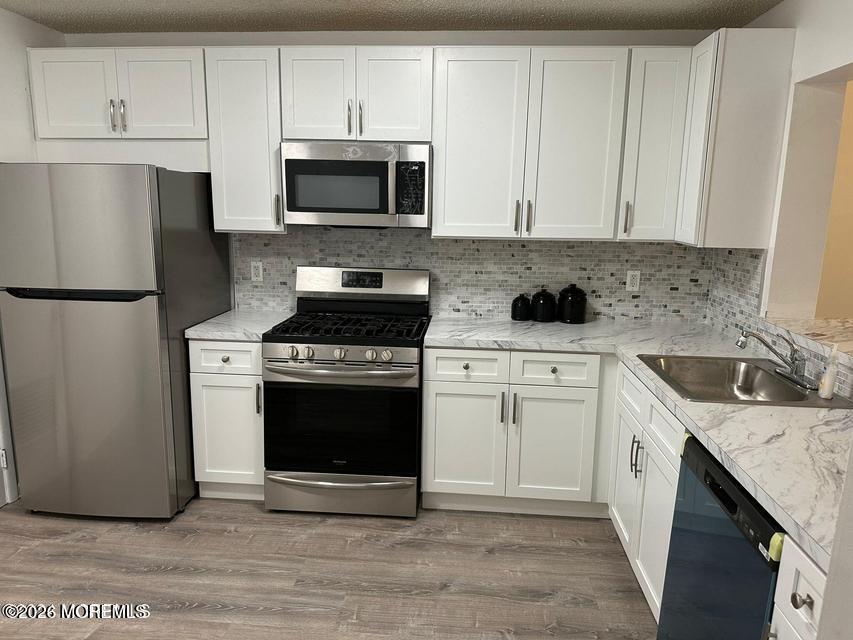 Residential Lease in Englishtown 4