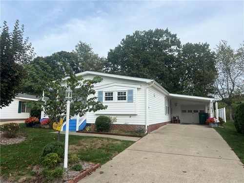 155 Rock Lake Dr, Zelienople, PA, 16063-8907 | Card Image