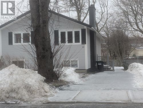 11 Whiteway St, St. John's, NL, A1B1J9 | Card Image