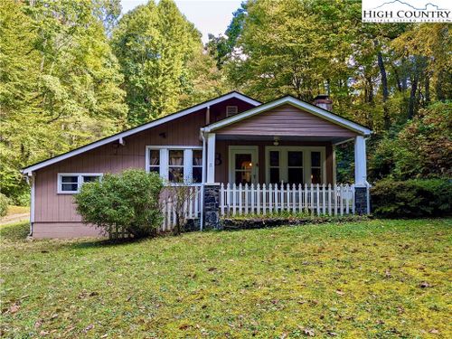 46 Tree Farm Rd, Spruce Pine, NC, 28777-6445 | Card Image