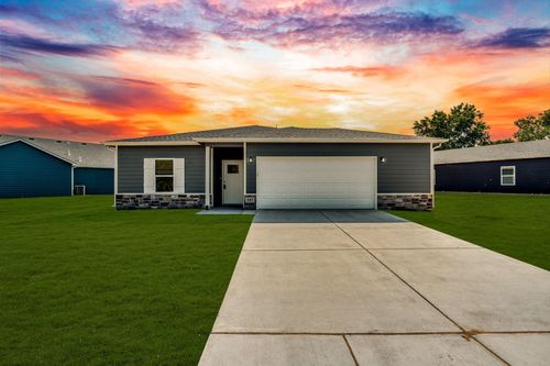 217 Lakeside Dr, Cheney, KS, 67025-9250 | Card Image
