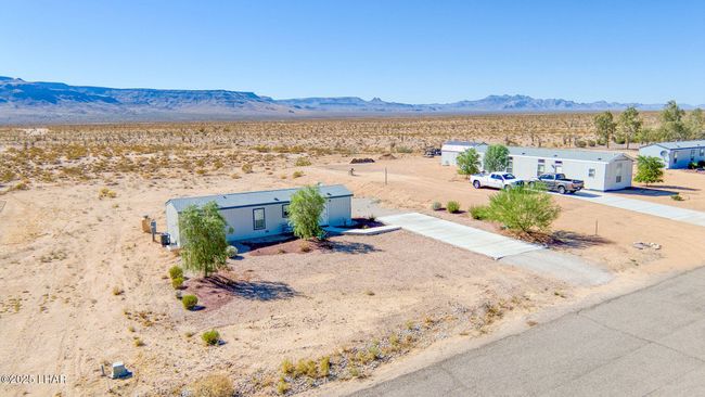 10747 Paradise Trails Rd, House other with 2 bedrooms, 1 bathrooms and null parking in Yucca AZ | Image 29