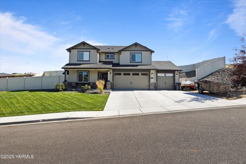 4019 Queen St, West Richland, WA, 99353-7023 | Card Image