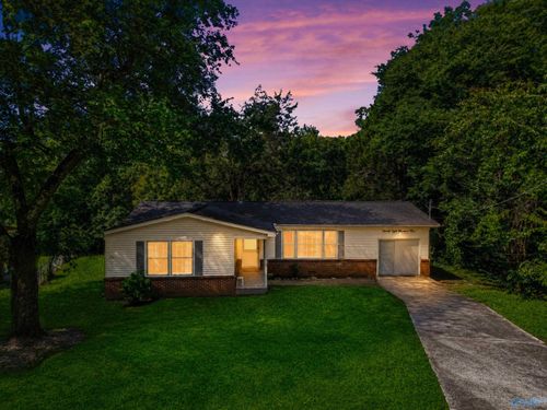 2804 Coosa Circle Nw, Huntsville, AL, 35810 | Card Image