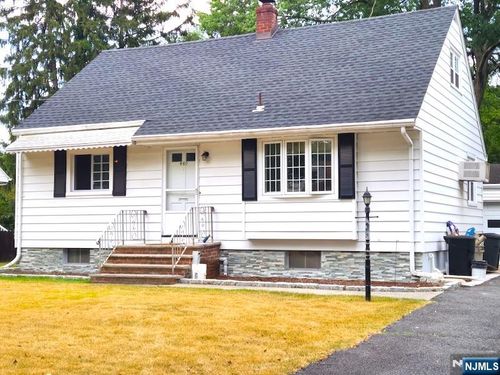 460 Dorchester Rd, Ridgewood, NJ, 07450-5508 | Card Image