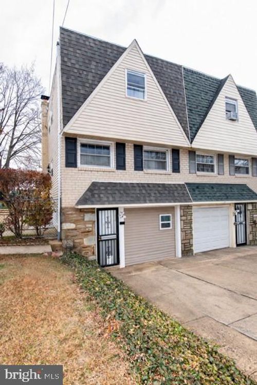 2849 Welsh Rd, PHILADELPHIA, PA, 19152-1647 | Card Image