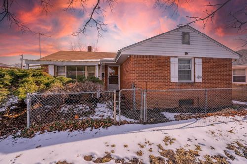 2056 S Estelle St, Wichita, KS, 67211 | Card Image