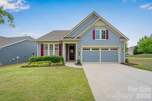 8306 Festival Way, Charlotte, NC, 28215-3274 | Card Image