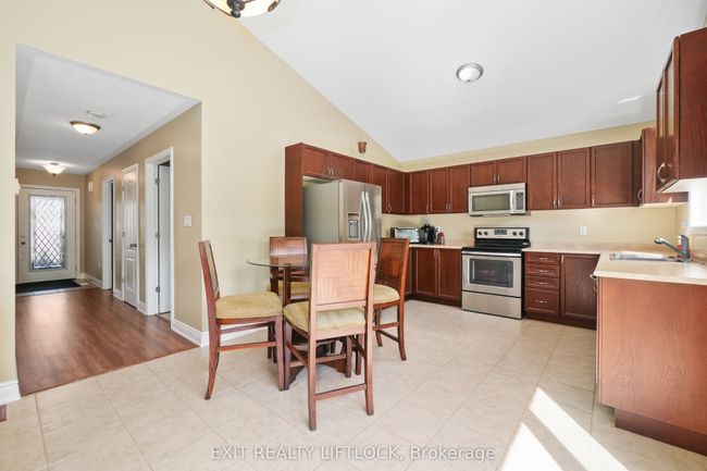 36 White Hart Lane, House other with 3 bedrooms, 2 bathrooms and 4 parking in Hastings ON | Image 5